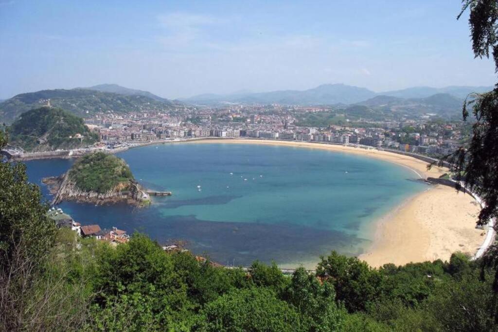 New Gorgeous Central Apartment - Beachfront - 3 Bd 산세바스티안 외부 사진