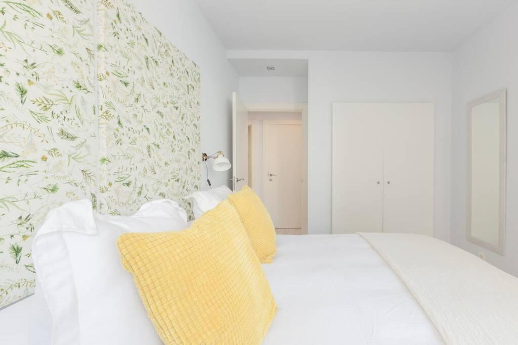 New Gorgeous Central Apartment - Beachfront - 3 Bd 산세바스티안 외부 사진
