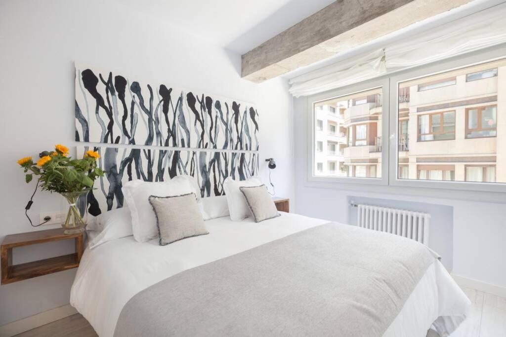 New Gorgeous Central Apartment - Beachfront - 3 Bd 산세바스티안 외부 사진