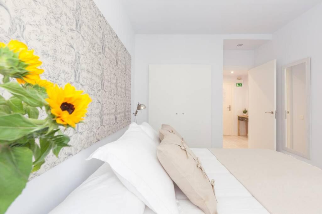 New Gorgeous Central Apartment - Beachfront - 3 Bd 산세바스티안 외부 사진