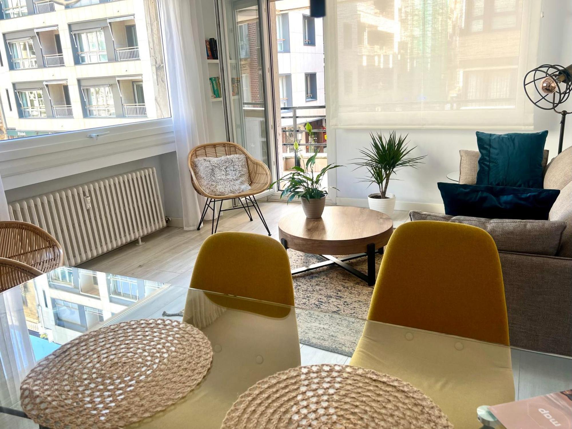 New Gorgeous Central Apartment - Beachfront - 3 Bd 산세바스티안 외부 사진